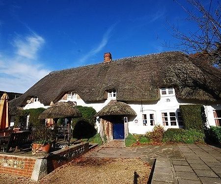 The Hatchet Inn Chute Dış mekan fotoğraf